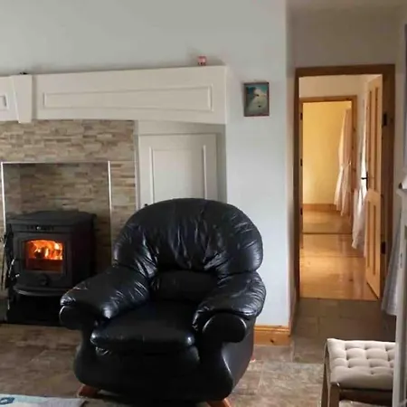 Appartement Cheerful 3 Bedroom Country