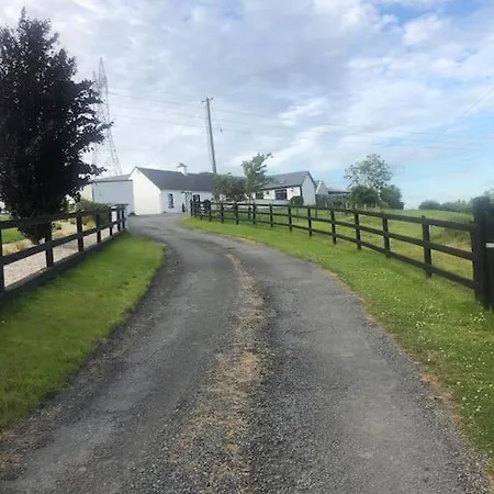 Apartmán Cheerful 3 Bedroom Country