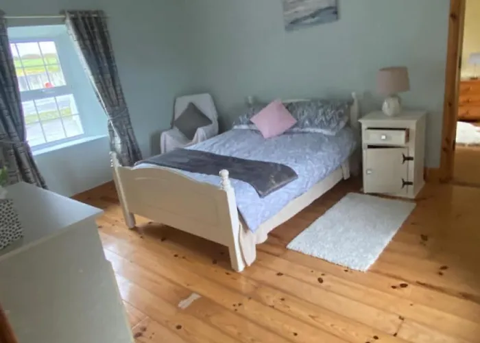 Cheerful 3 Bedroom Country Appartement *