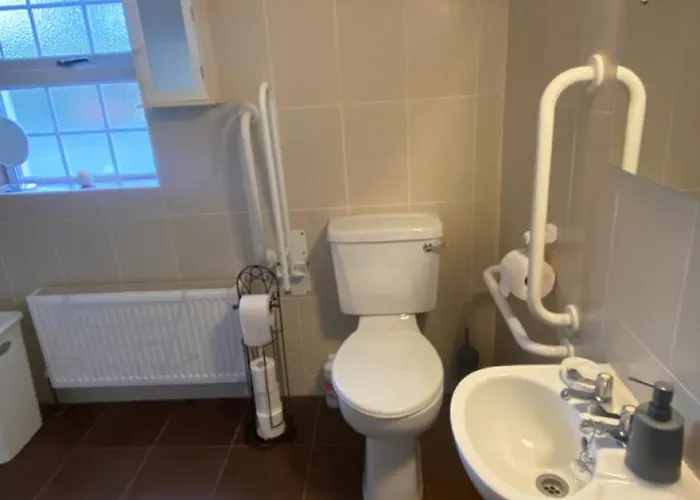 Appartement Cheerful 3 Bedroom Country