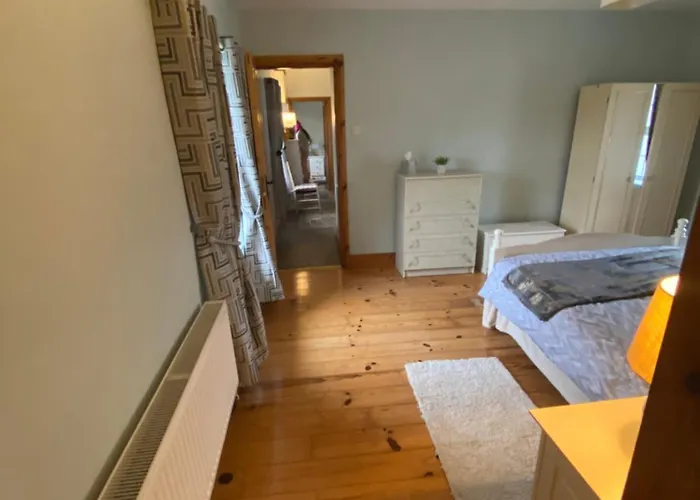 Lejlighed Cheerful 3 Bedroom Country