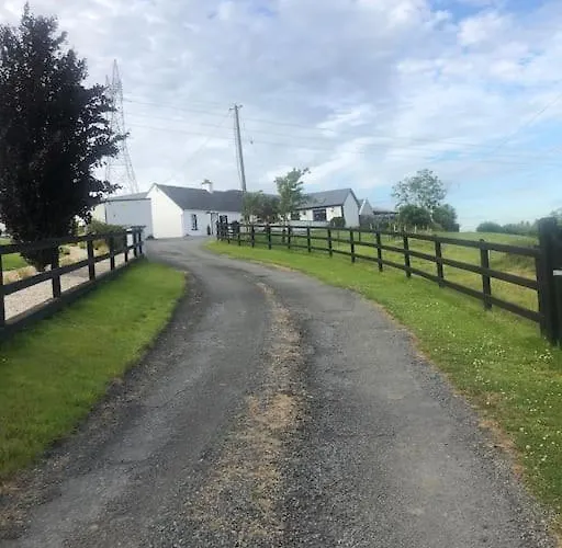 Lejlighed Cheerful 3 Bedroom Country