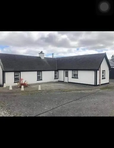 Cheerful 3 Bedroom Country Lejlighed